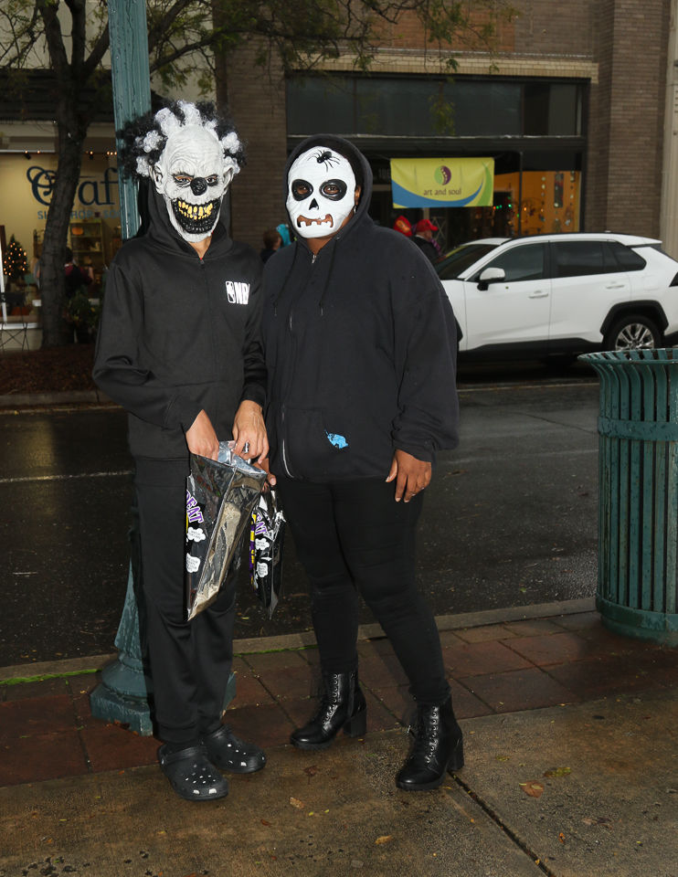 Halloween Trick or Treat Downtown Morganton 2019-9587.JPG